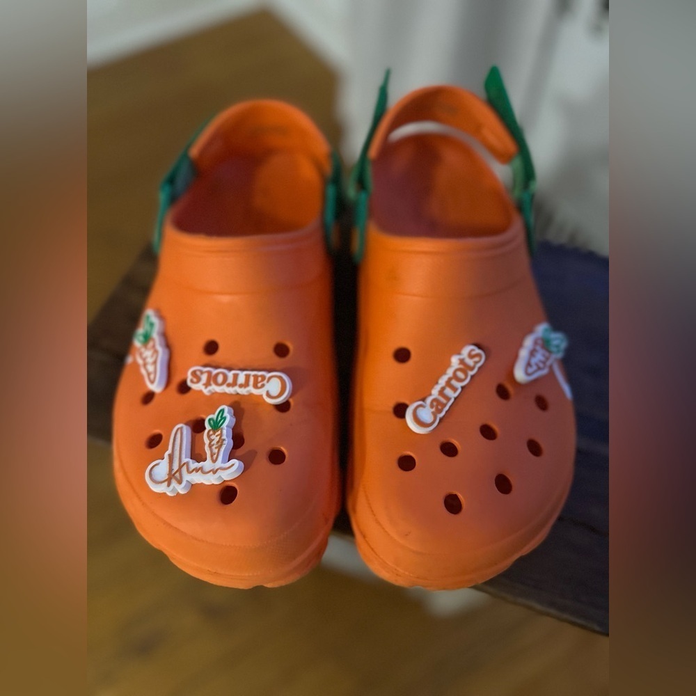 Crocs x Anwar Carrots All-Terrain Classic Orange Clog Limited Ed. Sz: M:8/W:10